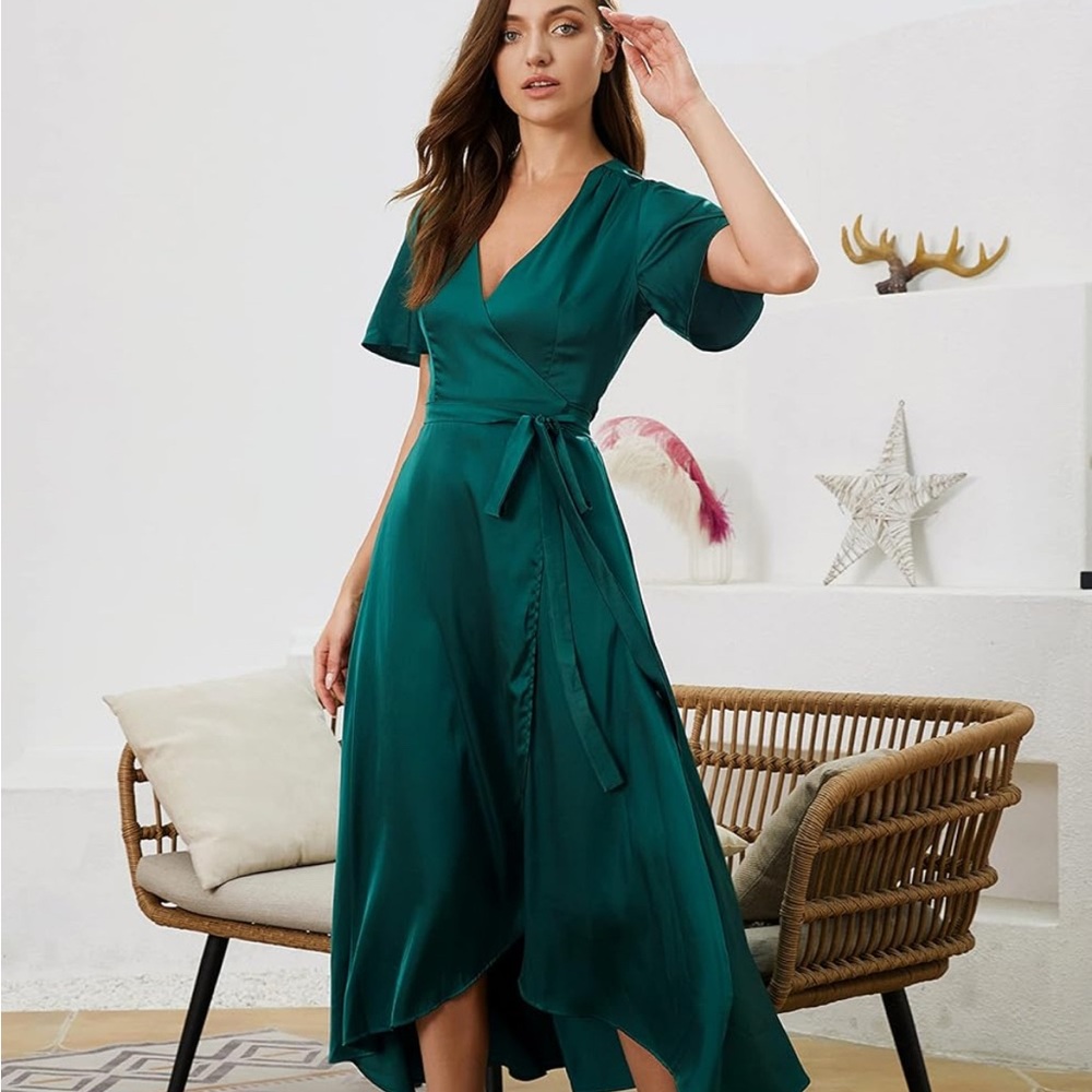 Elegant Green Wrap Dress